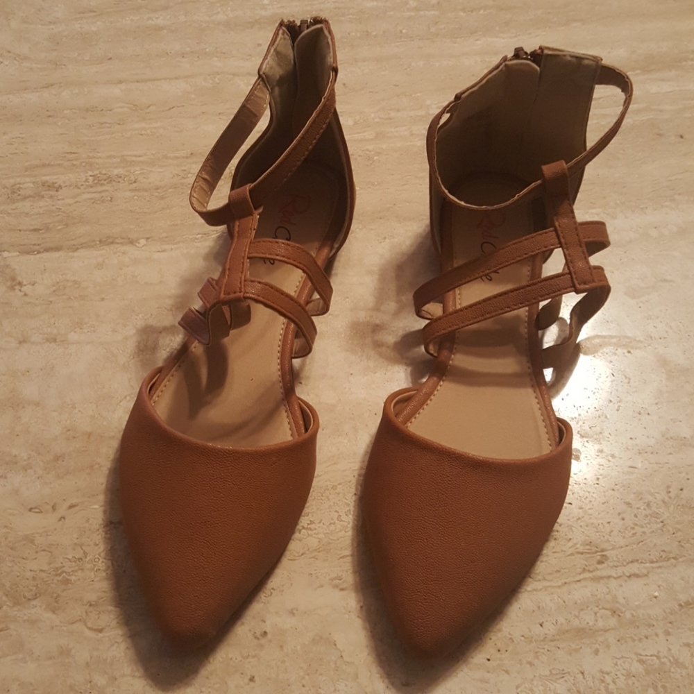Flat nice shoes
